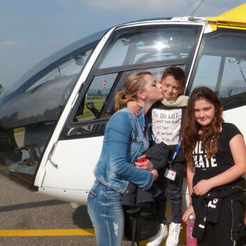 1499 Stiftung Wunderlampe_Helikopter_2