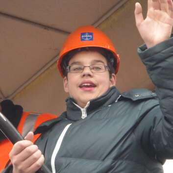 660(F) Stiftung Wunderlampe_Bagger_2